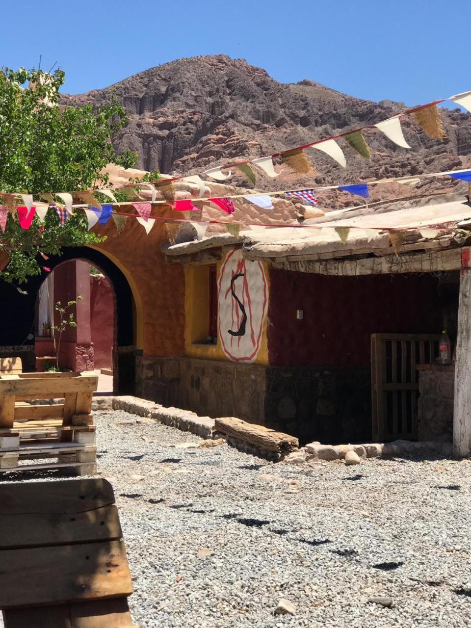 El Farolito Hostel Tilcara Exterior photo